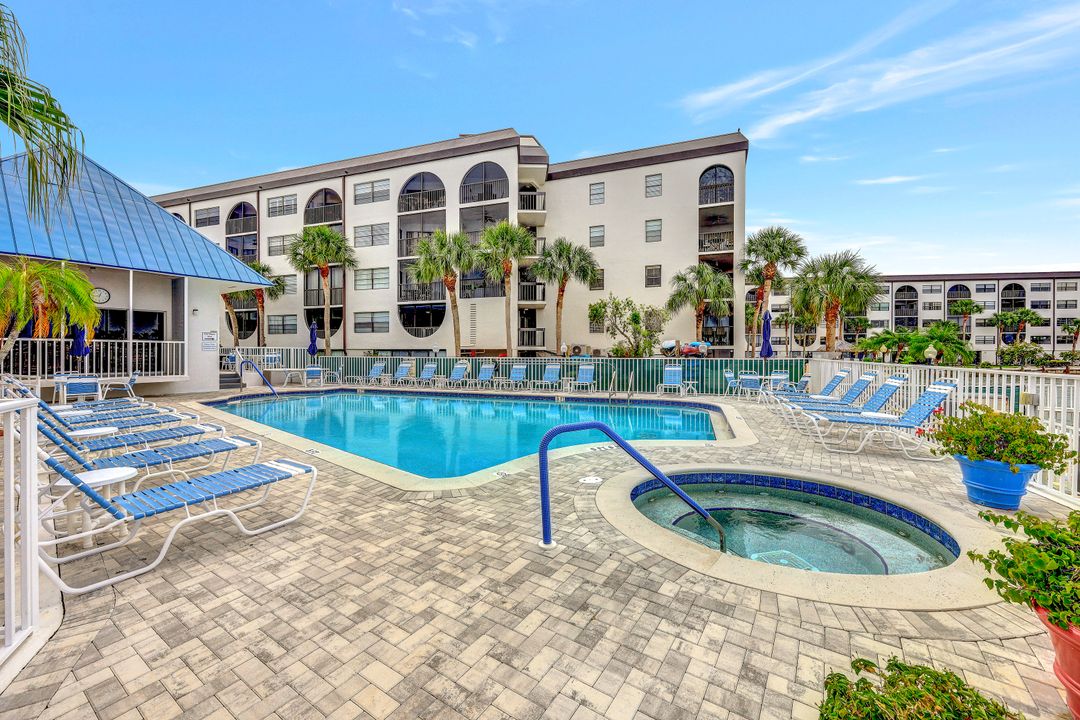 991 N Barfield Dr #205, Marco Island, FL 34145
