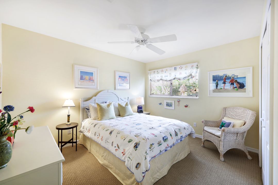 8895 Ventura Way, Naples, FL 34109