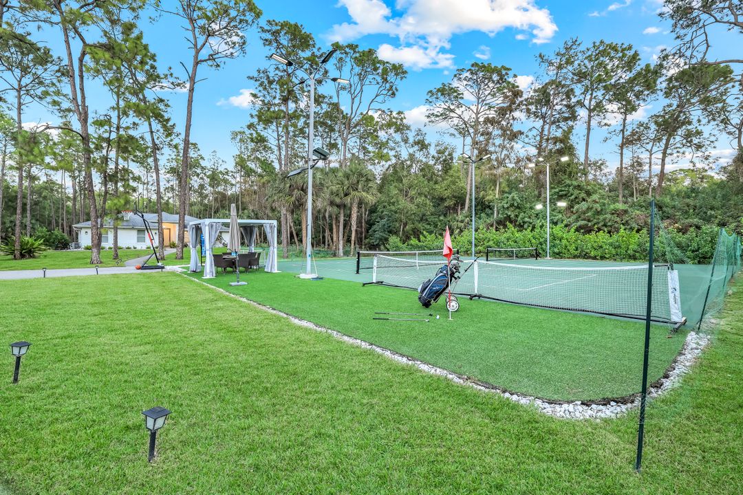 6641 Golden Gate Pkwy, Naples, FL 34105