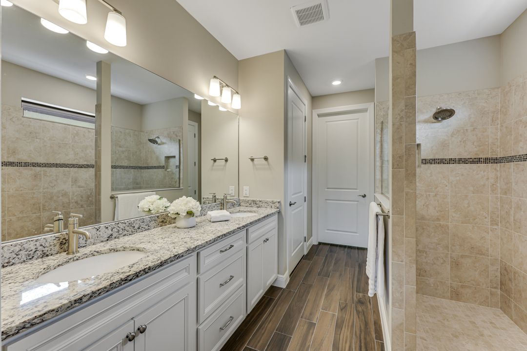 19252 Aqua Shore Dr, Fort Myers , FL 33913