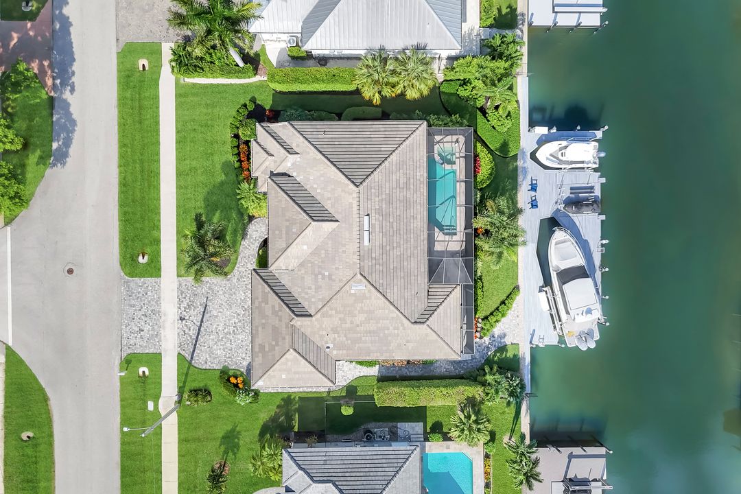 820 Giralda Ct, Marco Island, FL 34145