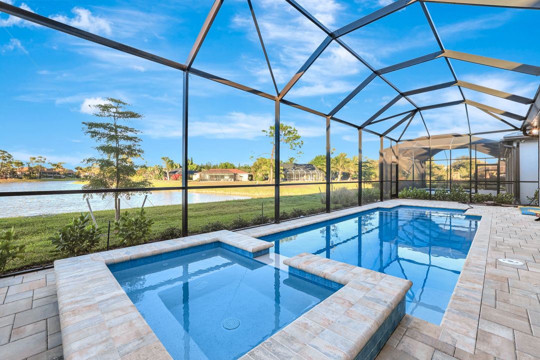 10112 Seaside Wy, Bonita Springs, FL 34135