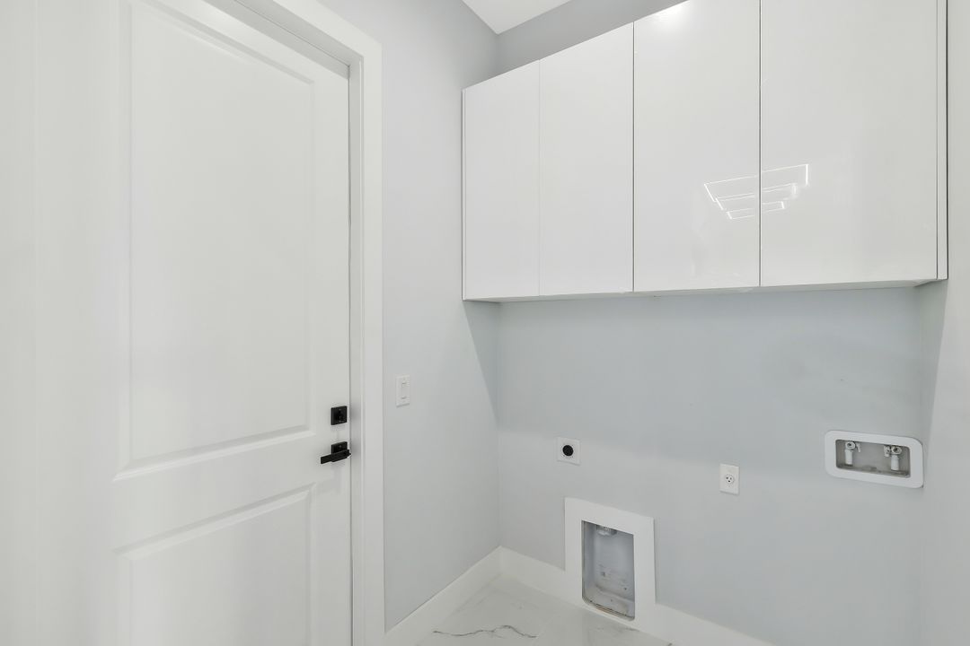 3013 59th St W, Lehigh Acres, FL 33971