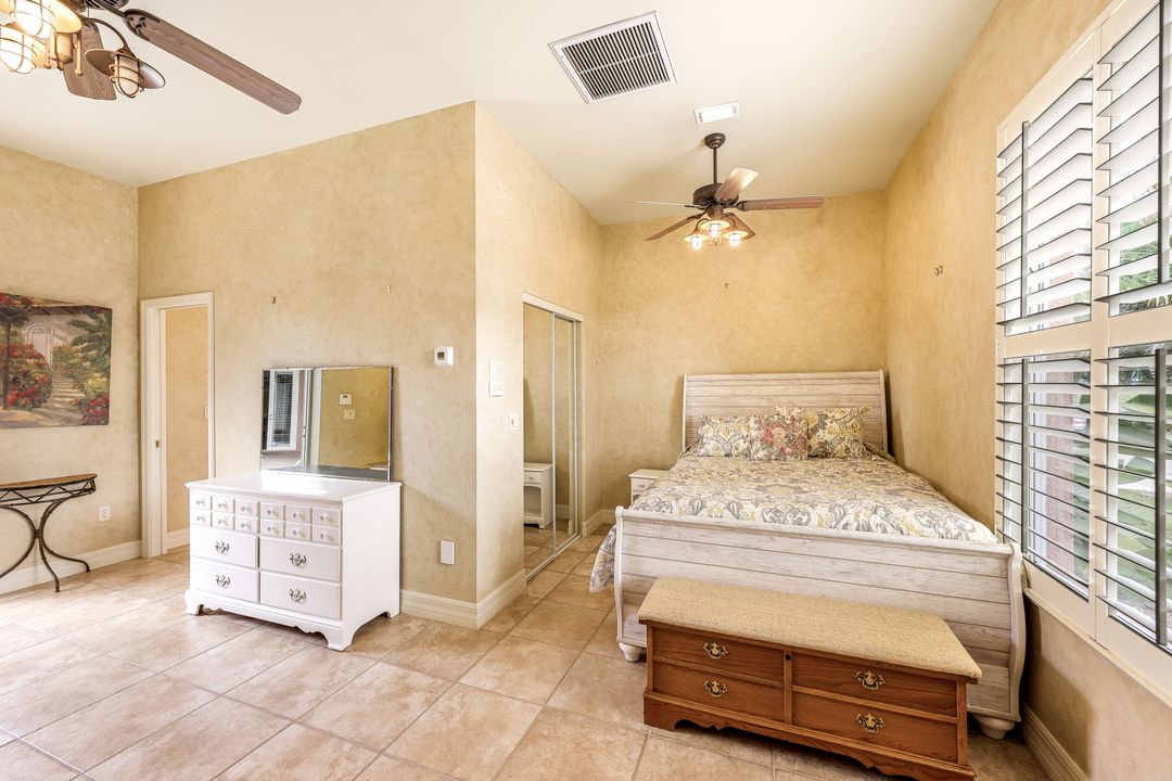 27259 High Seas Ln, Bonita Springs, FL 34135