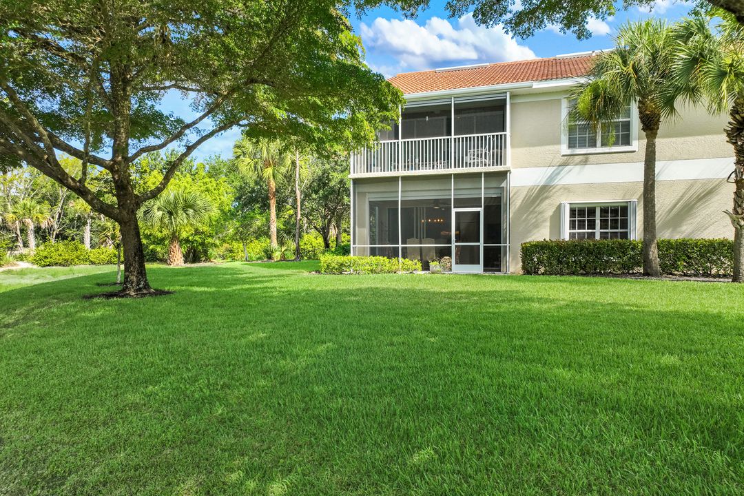 6355 Lexington Ct #102, Naples, FL 34110