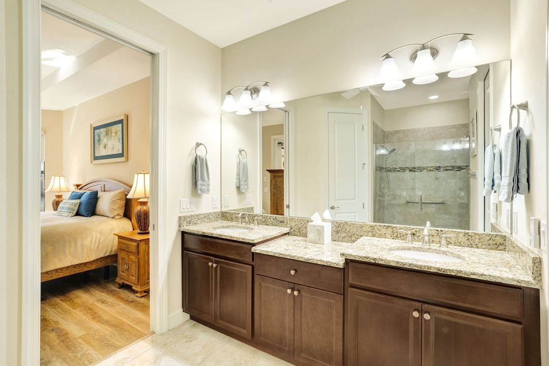 8332 Lucello Terrace N, Naples, FL 34114