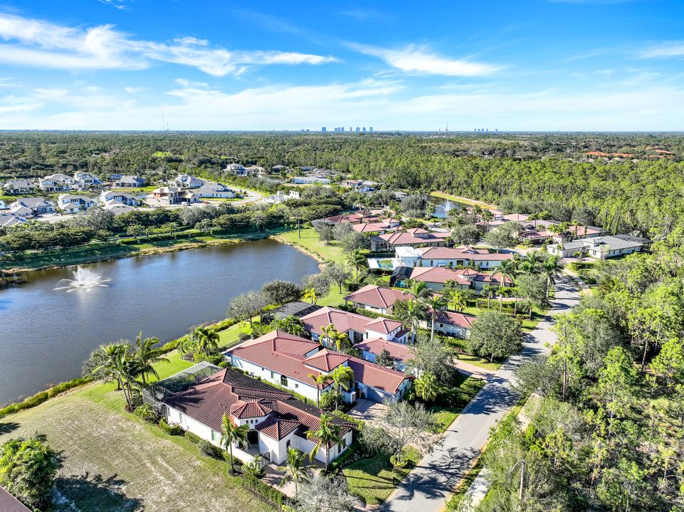 16811 Cabreo Dr, Naples, FL 34110