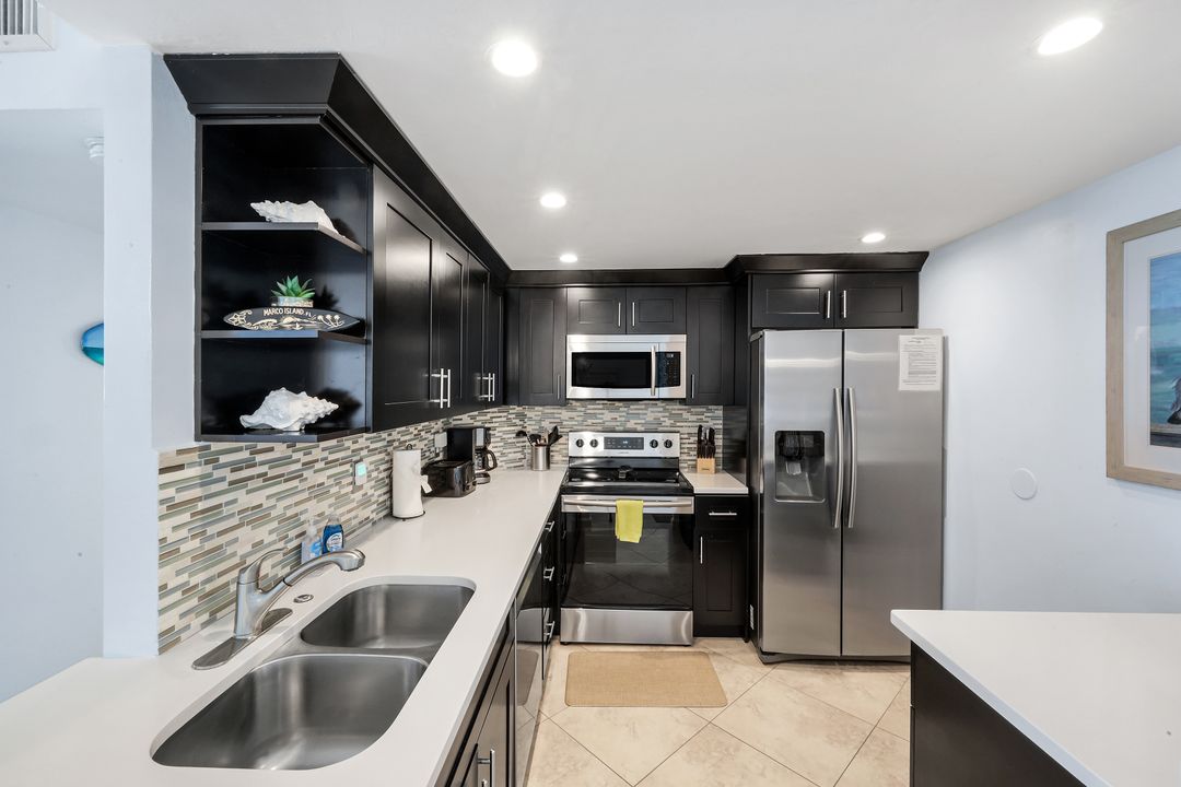 380 Seaview Ct #1010, Marco Island, FL 34145