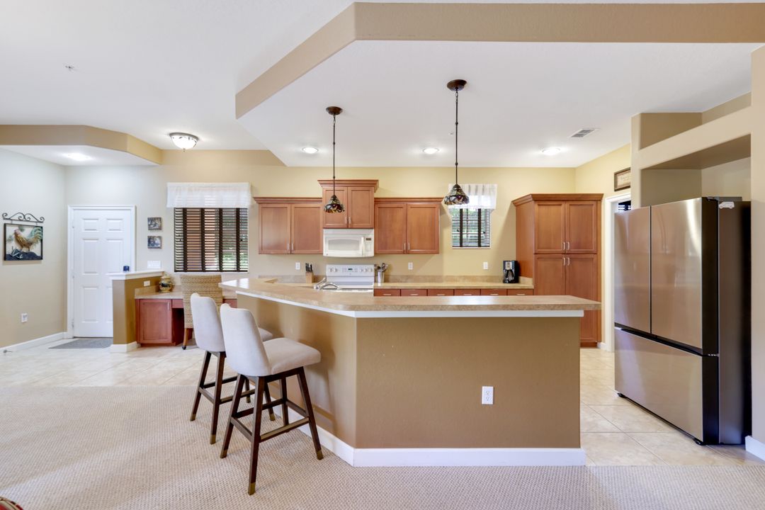 8721 Piazza Del Lago Cir #205, Estero, FL 33928