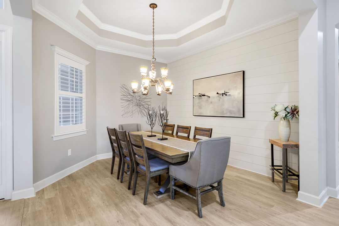 9356 Slate Ct, Naples, FL 34120