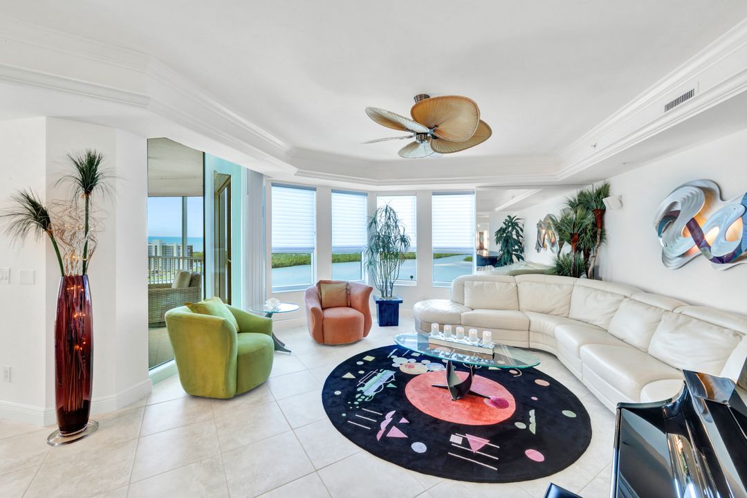 285 Grande Way #1601, Naples, FL 34110