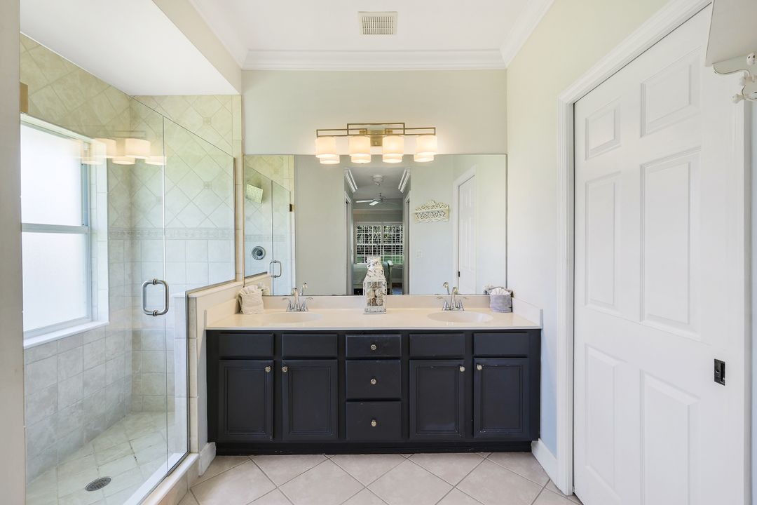 2385 Harmony Ln #204, Naples, FL 34109