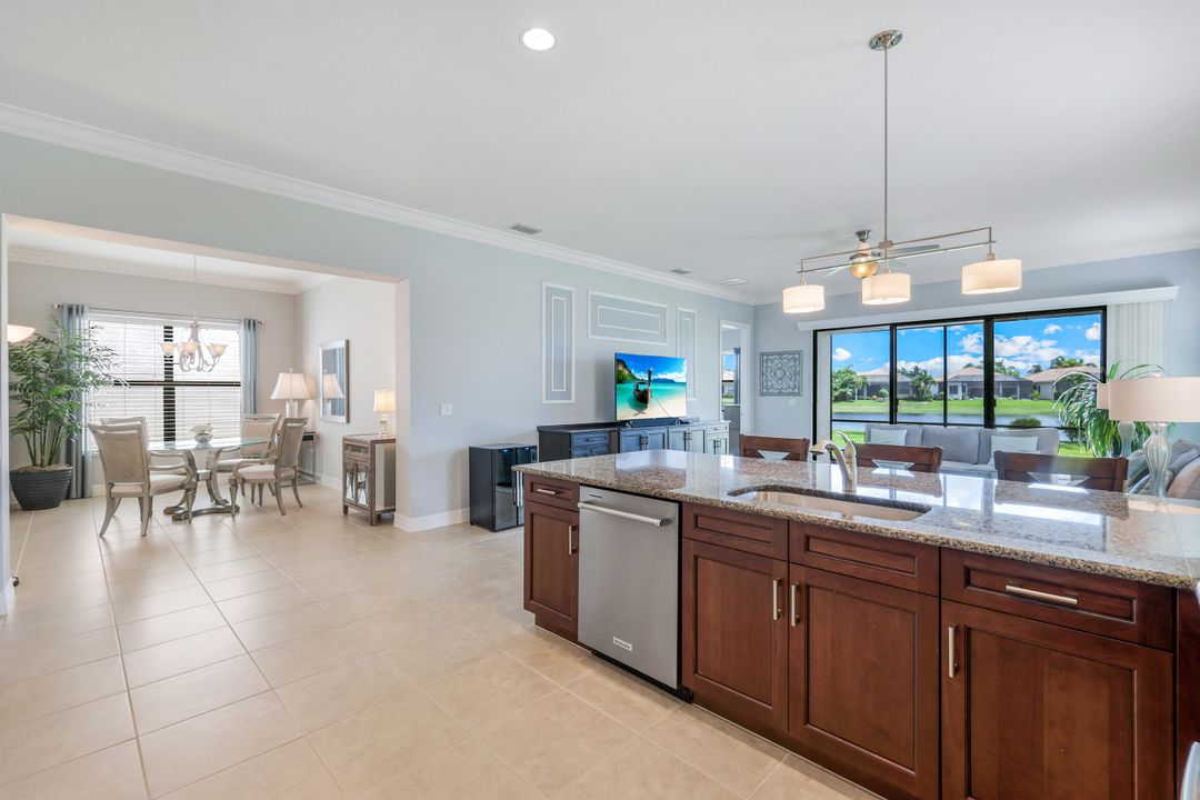 3259 Tahoe Ct, Naples, FL 34119