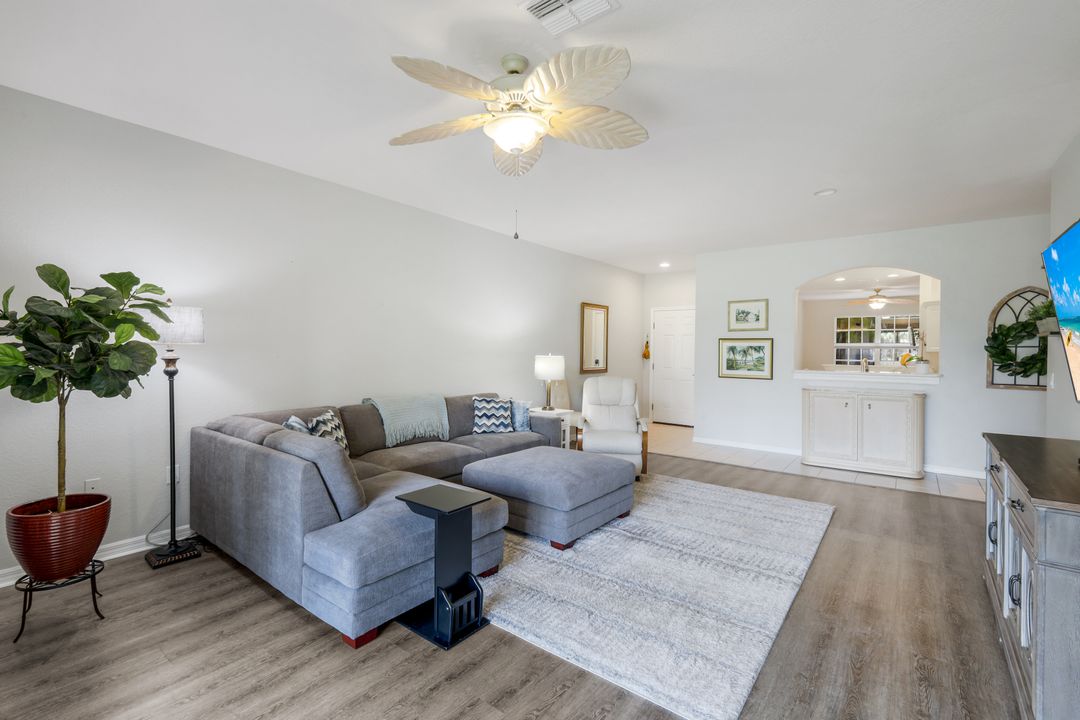 20101 Seagrove St #702, Estero, FL 33928
