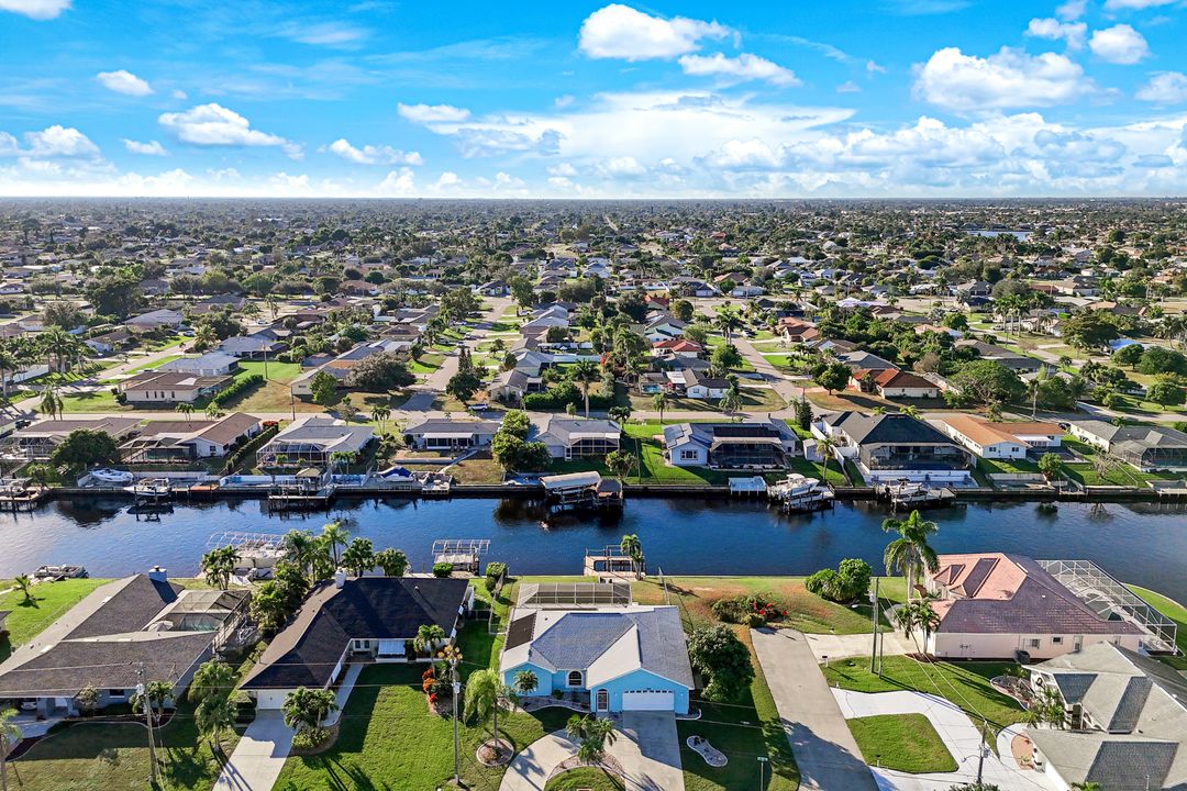 3034 SE 10th Pl, Cape Coral, FL 33904