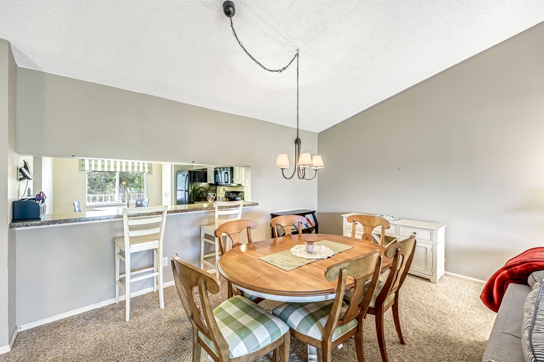 5955 Bloomfield Cir #A305, Naples, FL 34112