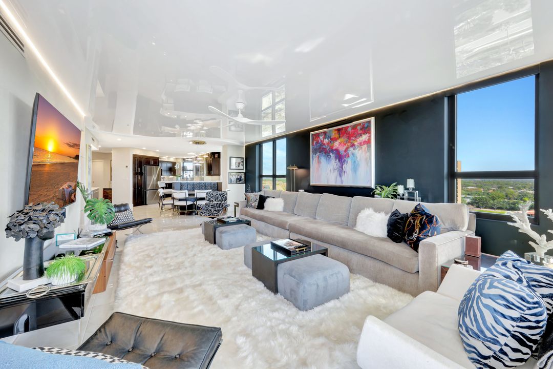 6001 Pelican Bay Blvd #1405, Naples, FL 34108