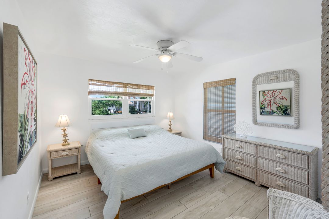 1048 Cottonwood Ct, Marco Island, FL 34145