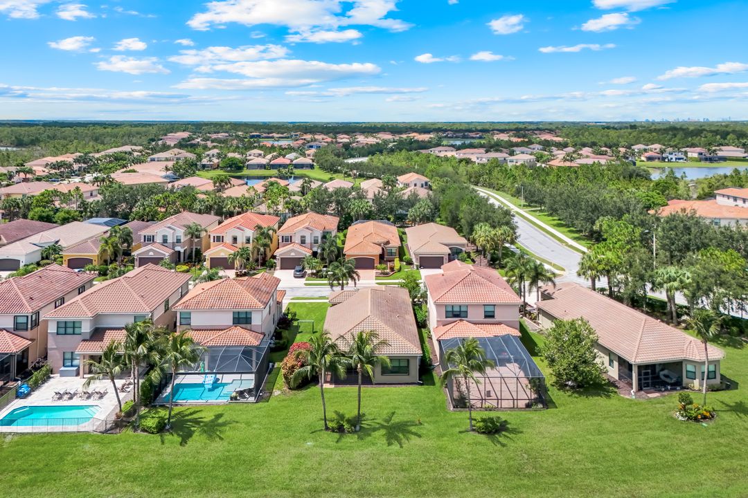 3259 Tahoe Ct, Naples, FL 34119