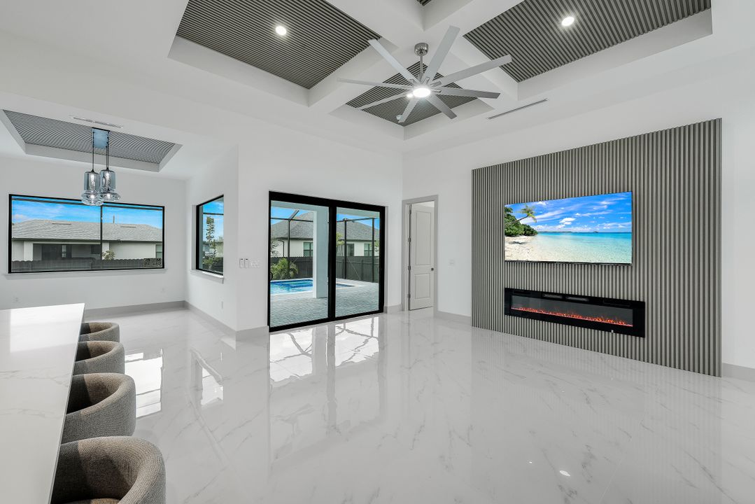 342 SW 31st Ave, Cape Coral, FL 33991