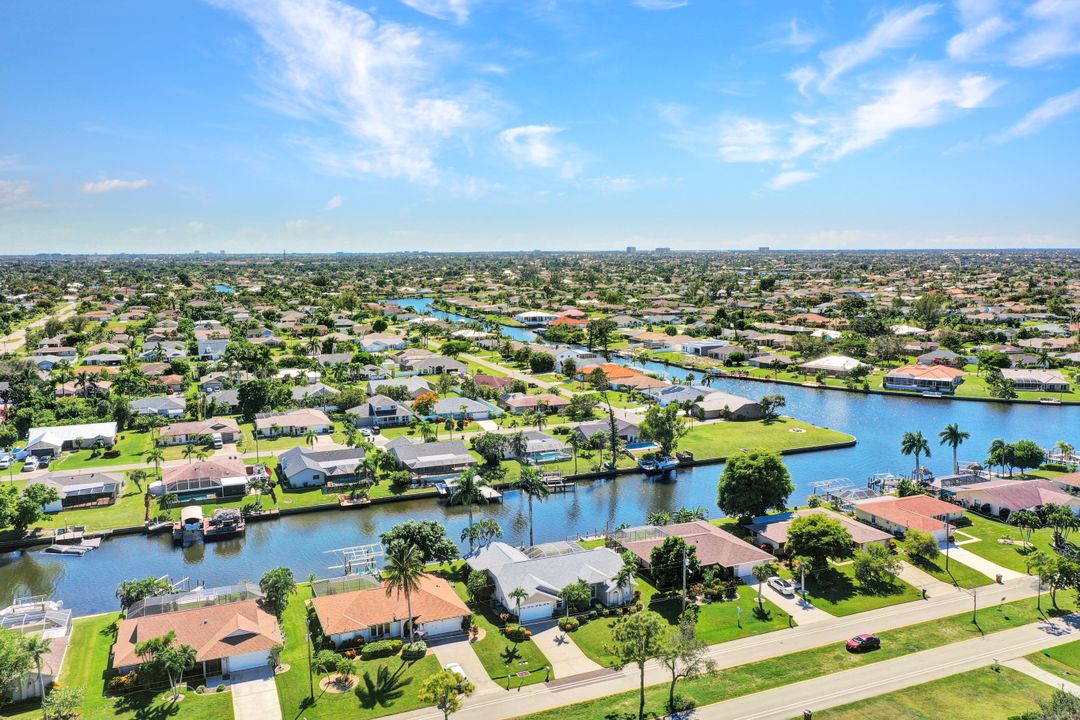 610 Archer Pkwy W, Cape Coral, FL 33904