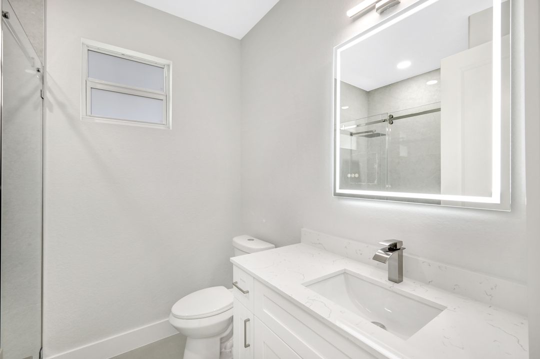 4321 60th Ave NE, Naples, FL 34120