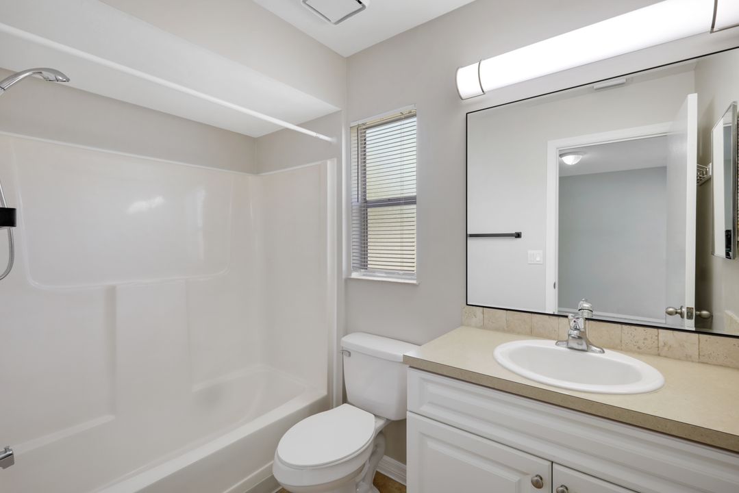 8440 Pennsylvania Blvd, Fort Myers, FL 33967