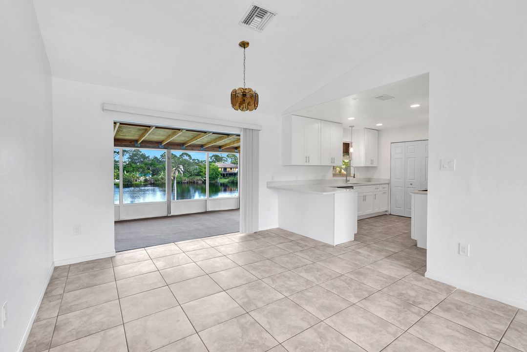 3940 Bennett Ln, Bonita Springs, FL 34134