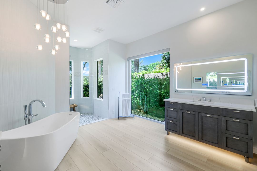 3616 Glenwater Ln, Bonita Springs, FL 34134