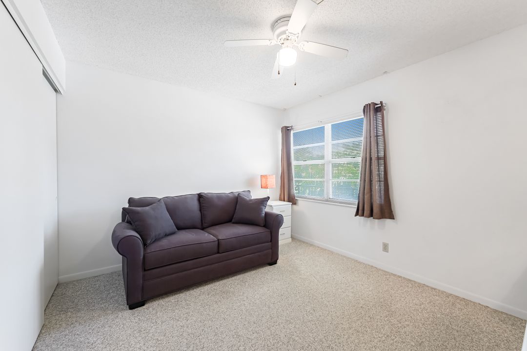 1085 Forest Lakes Dr #8204, Naples, FL 34105