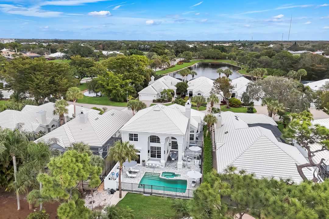 15303 Devon Green Ln, Naples, FL 34110