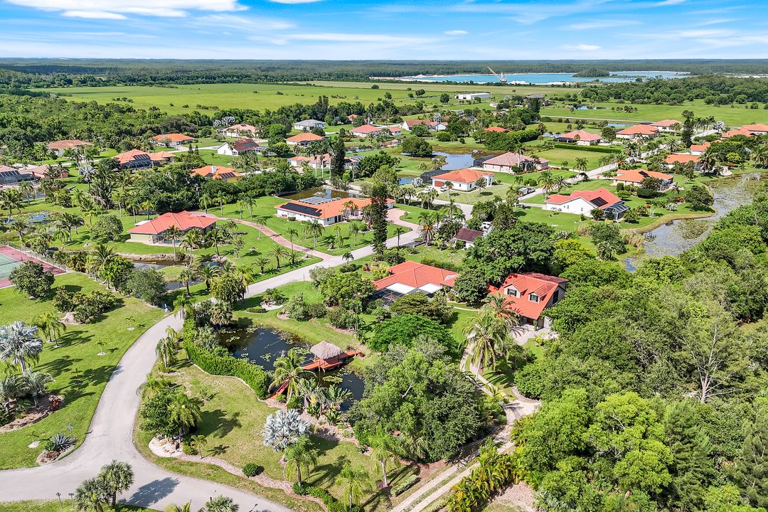 12305 Avida Ln, Bonita Springs, FL 34135