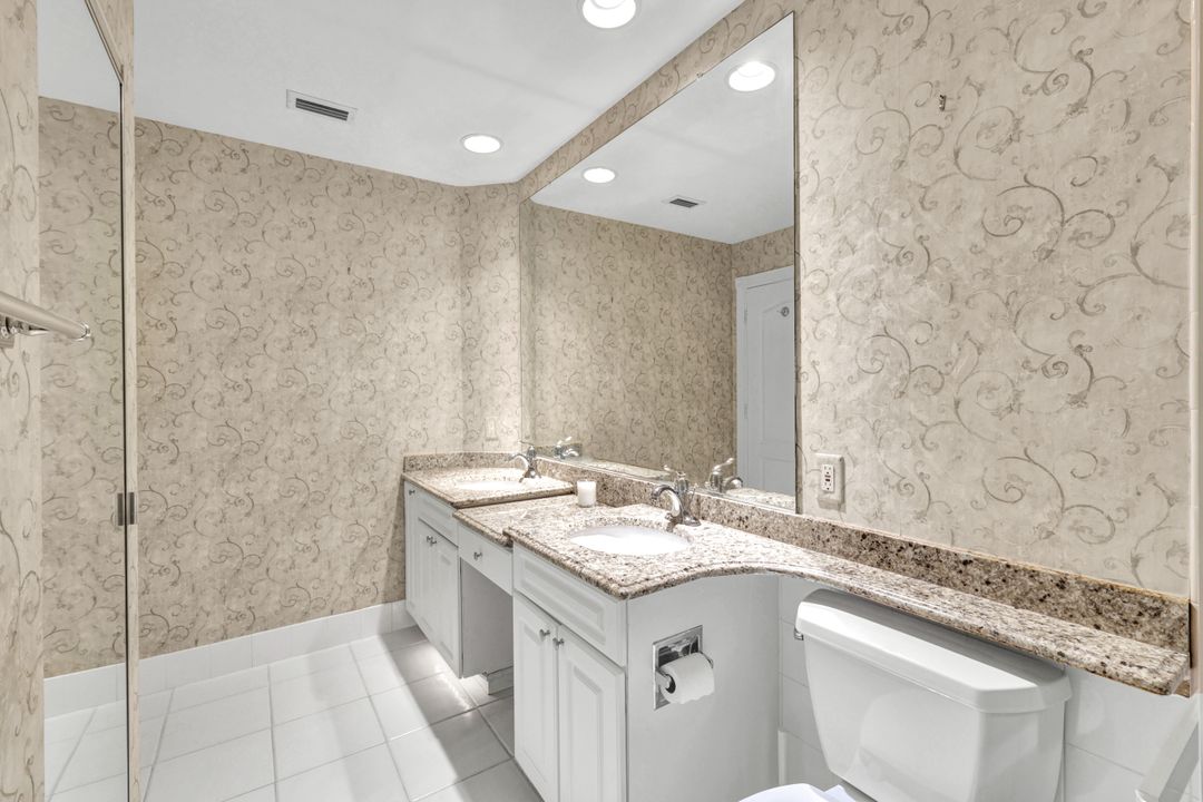 3142 Andorra Ct, Naples, FL 34109