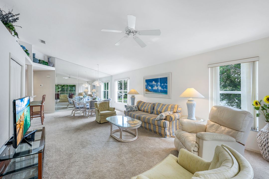 1036 Mainsail Dr #722, Naples, FL 34114