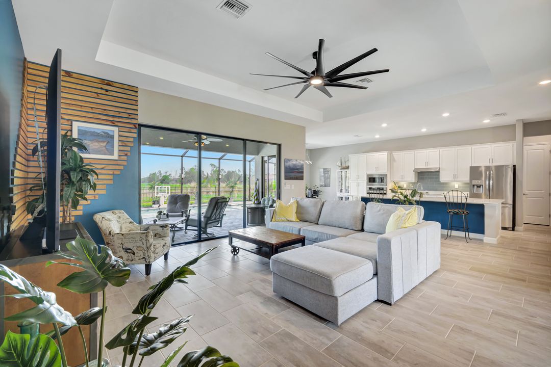 11693 Canopy Loop, Fort Myers, FL 33913