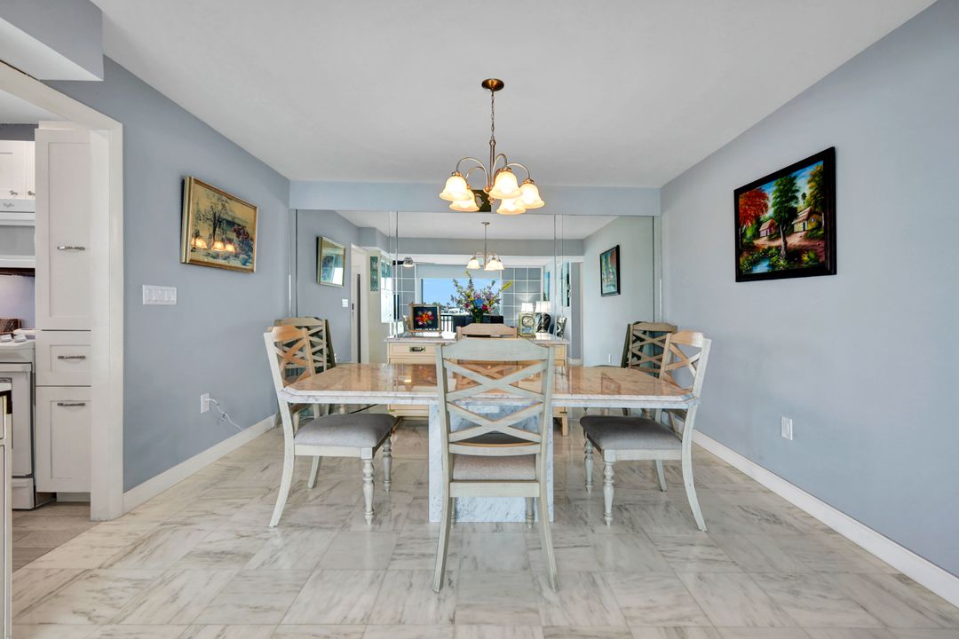 3200 Gulf Shore Blvd N #401, Naples, FL 34103