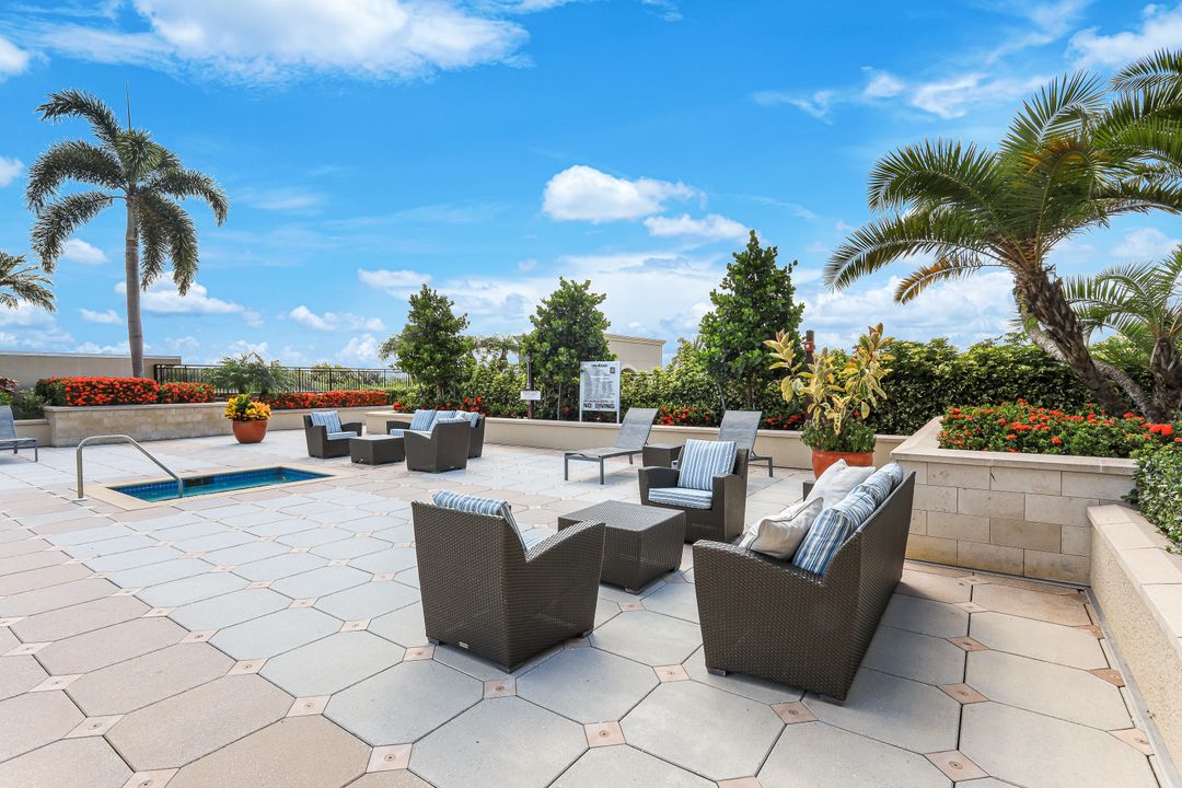 9123 Strada Pl #7201, Naples, FL 34108