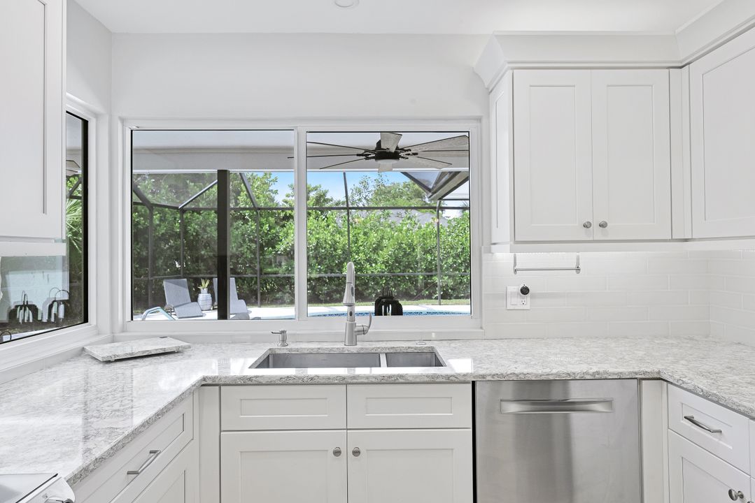 9949 Winchester Wood, Naples, FL 34109
