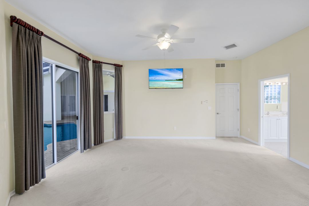 1201 Jardin Dr, Naples, FL 34104