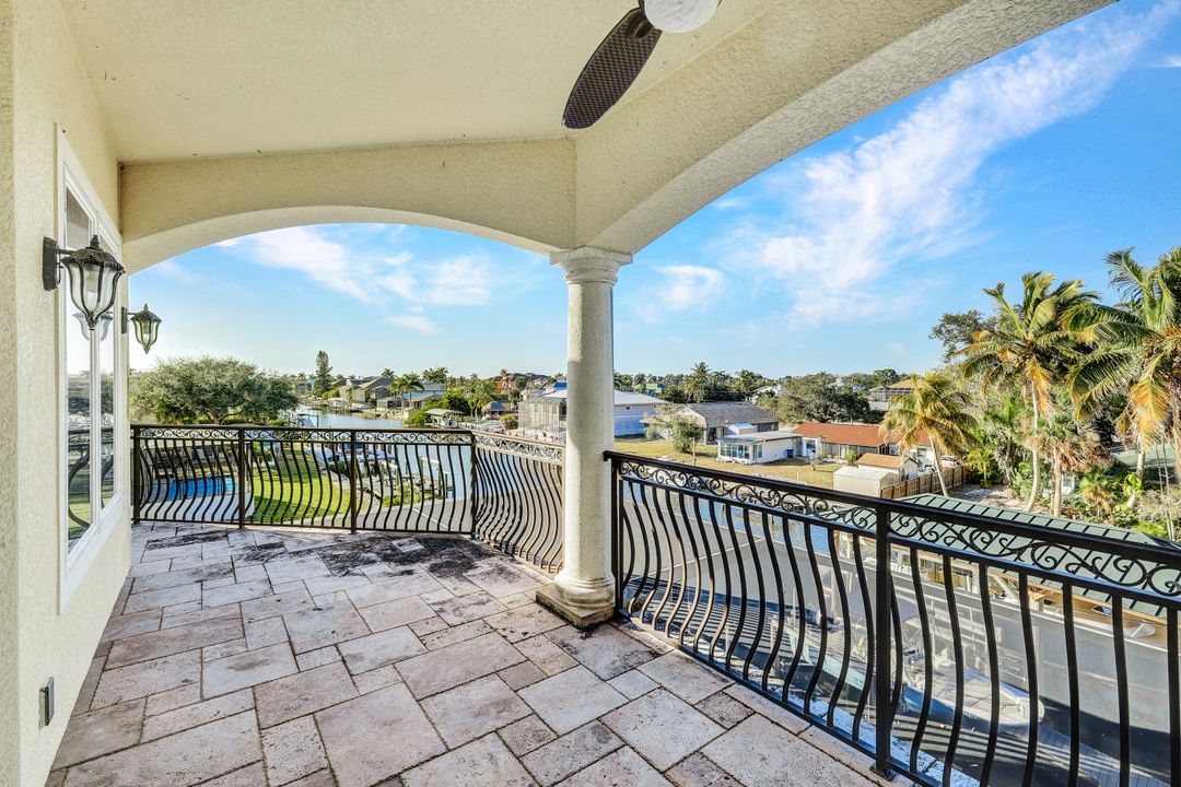 4806 Regal Dr, Bonita Springs, FL 34134