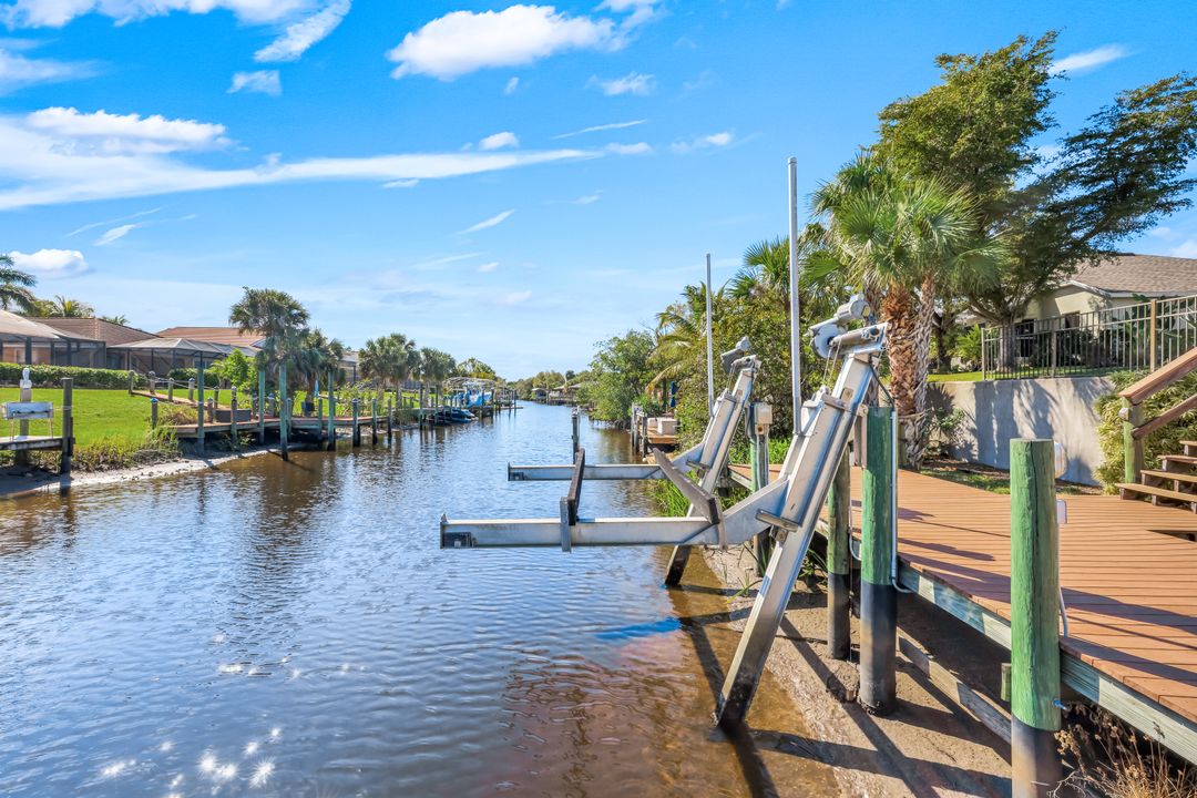 9214 Palm Island Cir, NO FORT MYERS, FL 33903