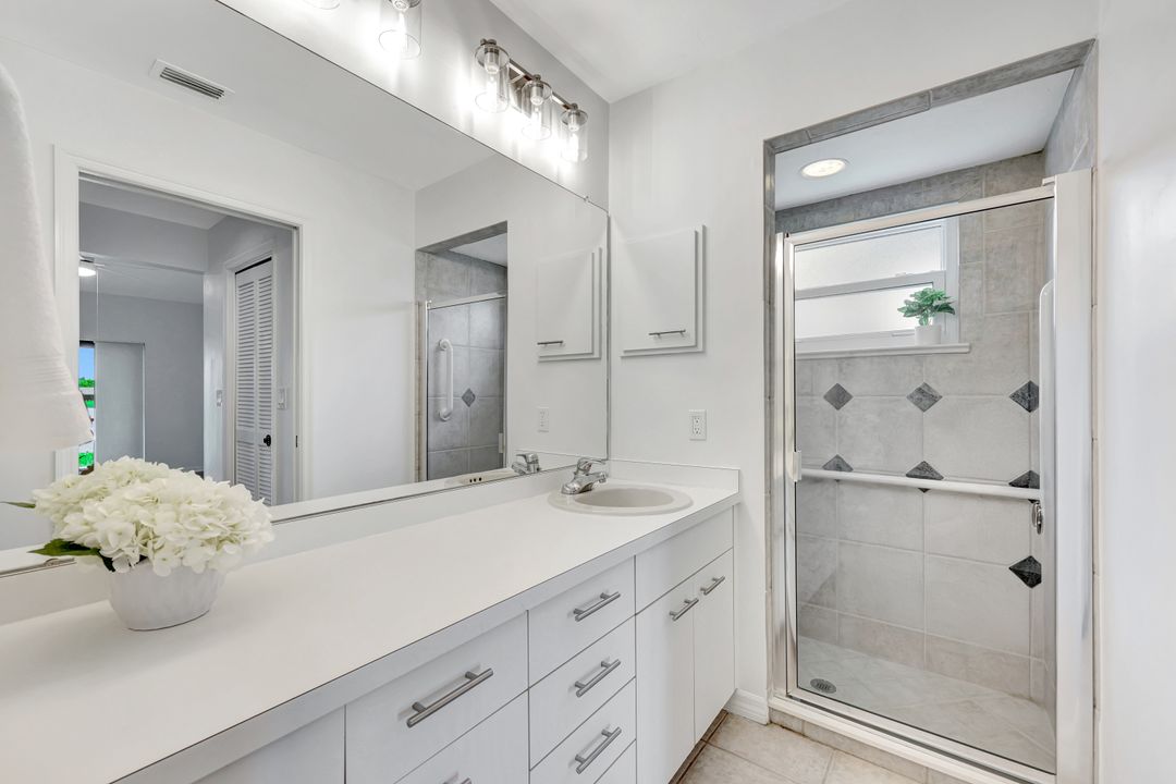 3302 Arlette Dr, Naples, FL 34109