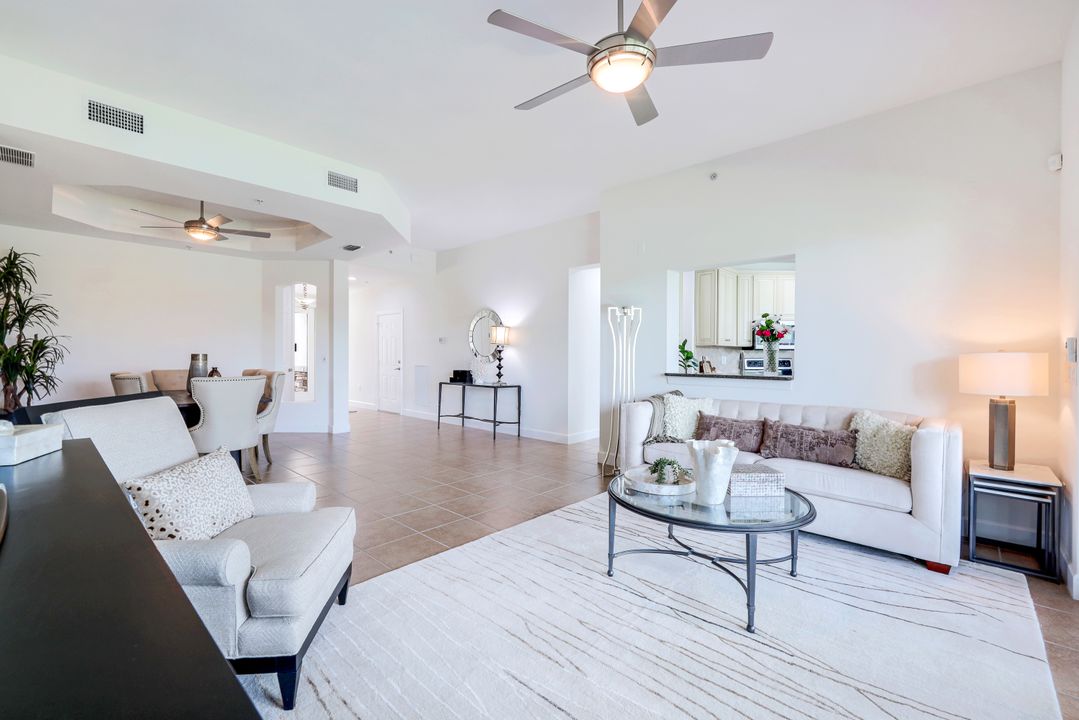 9220 Quartz Ln #101, Naples, FL 34120