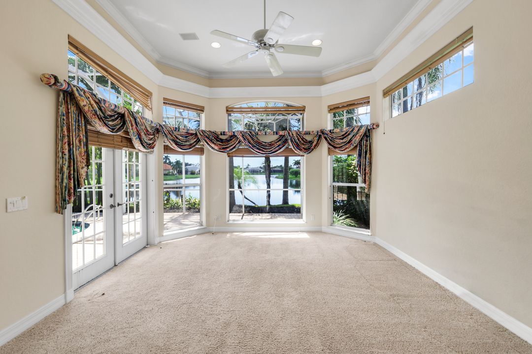11201 Phoenix Way, Naples, FL 34119