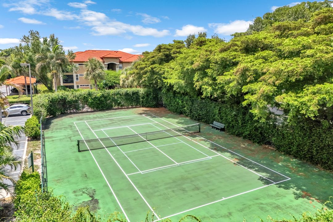 8851 Colonnades Ct W #126, Bonita Springs, FL 34135