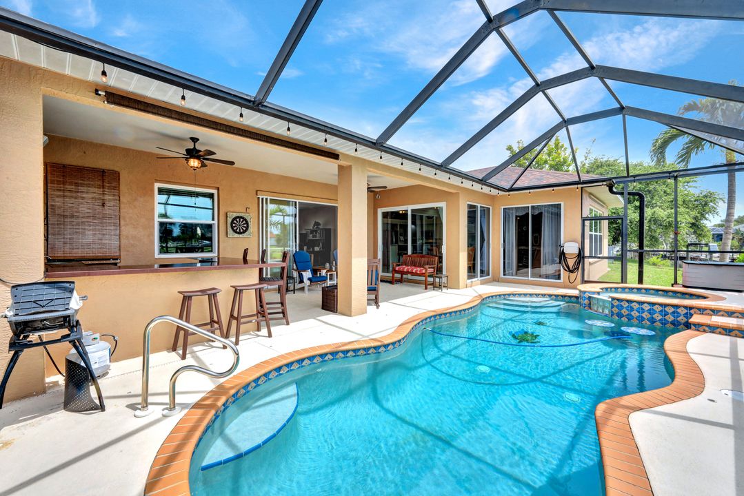 2118 SE 18th Ave, Cape Coral, FL 33990
