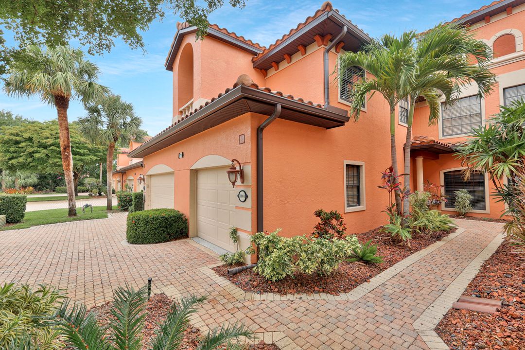 5795 Grande Reserve Way #1001, Naples, FL 34110