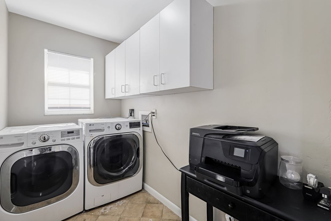 1101 SE 30th St, Cape Coral, FL 33904