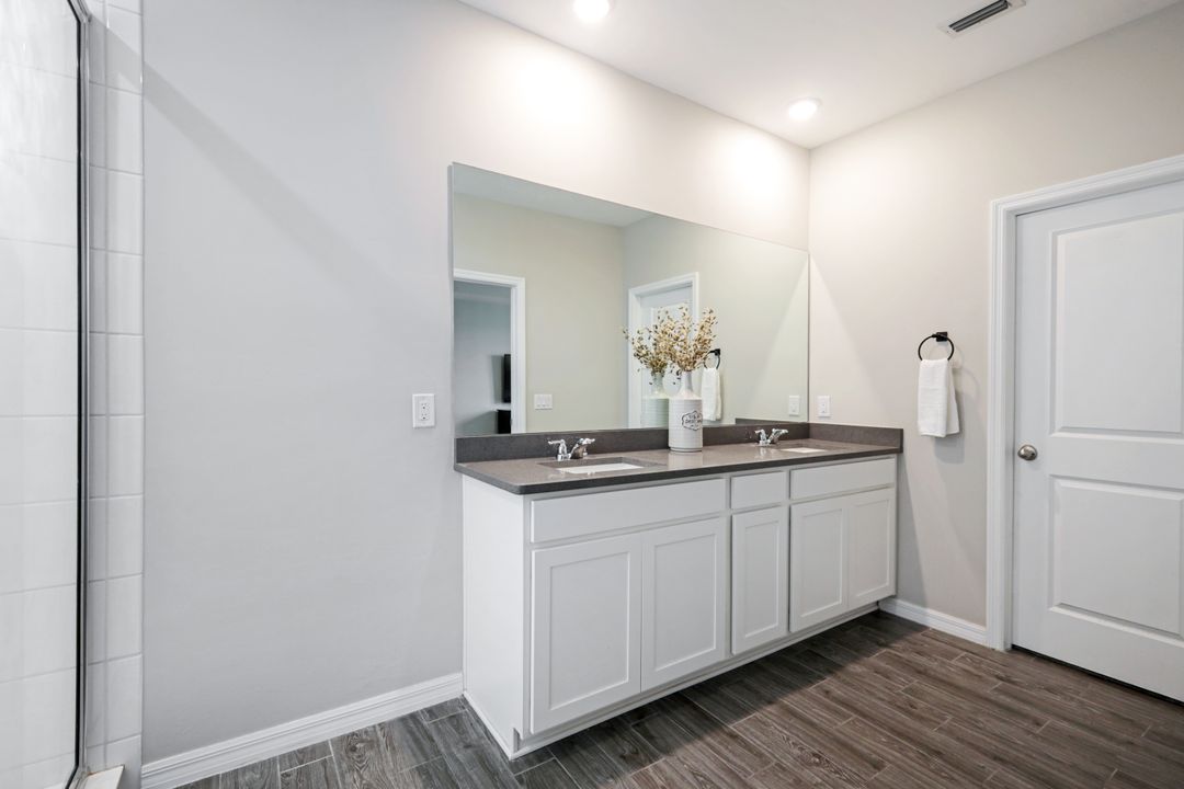 43850 Longleaf Ln, Punta Gorda, FL 33982