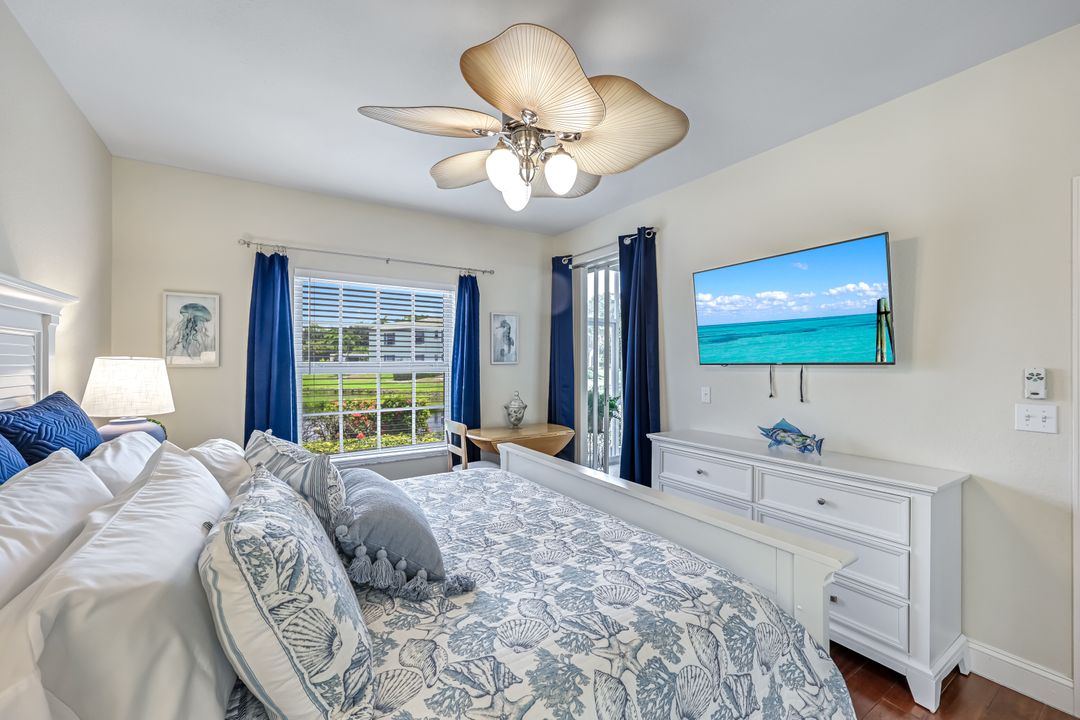 832 Tanbark Dr #104, Naples, FL 34108